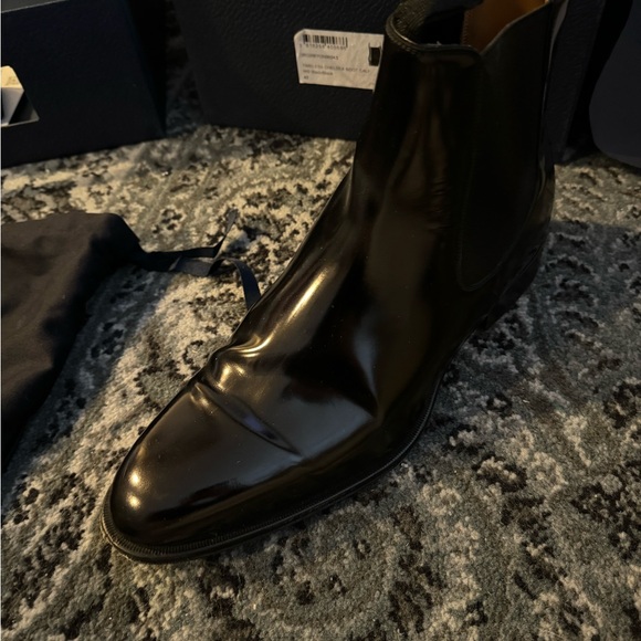 Dior Timeless Chelsea Boots - Picture 7 of 14